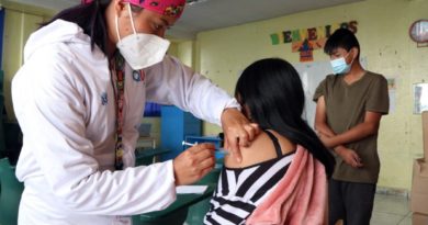 Vacunación estudiantes Celiano Monge