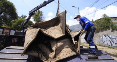 40 contenedores dañados La Gasca