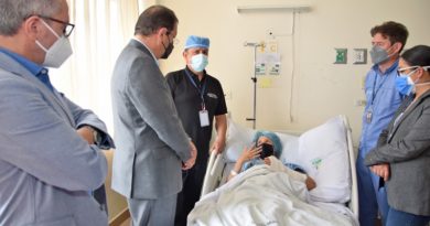 Alcalde visitó pacientes del HCAM