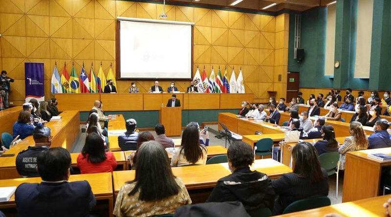 Memorias del I Congreso Internacional Anticorrupción Quito Luz de América
