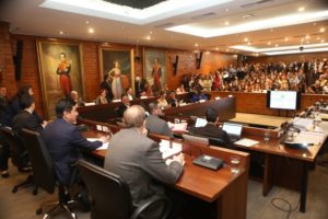 110 km de repavimentación vial se realizarán en Quito