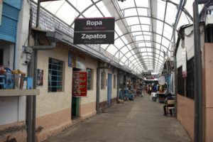 Mercado Plaza Arenas recibió obras y aspira a ser un centro de comercio turístico