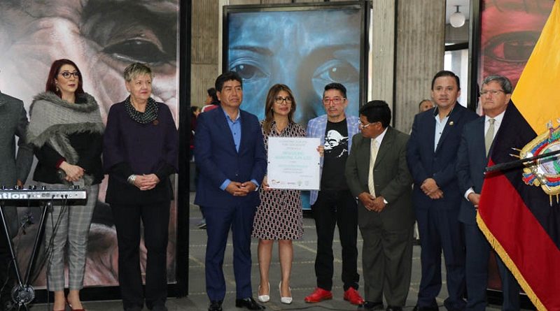 INAUGURACIÓN ¡Míralas, mírate Vidas en resistencia