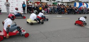 Coches de madera