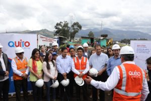 Pavimentación Quitumbe Ñan