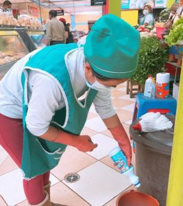Mercados Municipales se capacitan en temas de salud