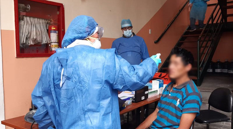 Personas habitantes de calle reciben atención médica