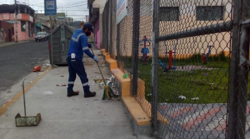 Más de 1 030 empleados de Emaseo EP trabajan en Quito