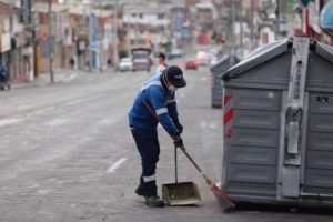 Más de 1 030 empleados de Emaseo EP trabajan en Quito