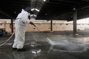 Hidrolavado en mercados del DMQ