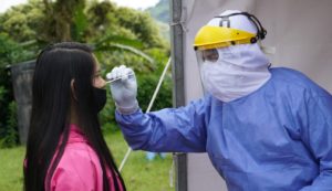 Toma de pruebas PCR en Quito