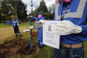 Homenaje a soldados azules