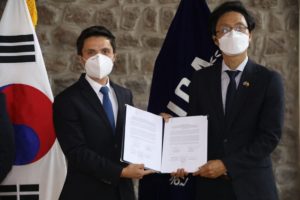 Firma de convenio MDMQ y KOICA