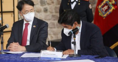 Firma de convenio MDMQ y KOICA