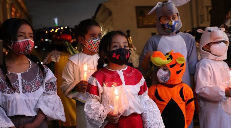 Encendido del pesebre en El Panecillo