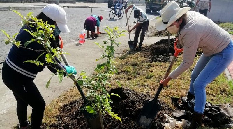 Administración Calderón trabaja para mejorar ambiente