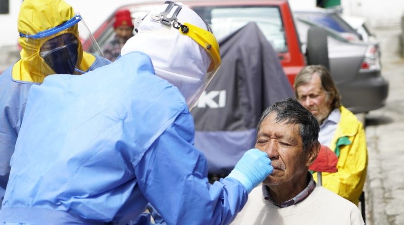 Retoman brigadas de salud en Quito