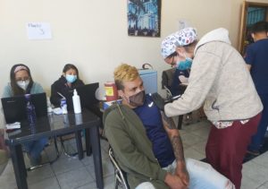 Vacunación en centros comerciales del ahorro