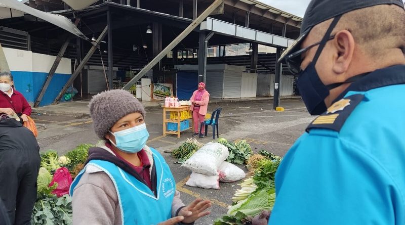 Operativo de control Mercado Las Cuadras