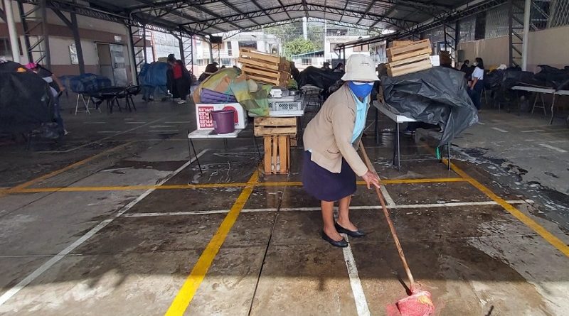 Mercado de Conocoto Libre al 100% de humo’