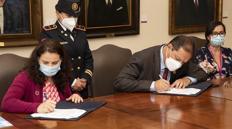 Firma de acuerdo Municipio y Sistema de Naciones Unidas