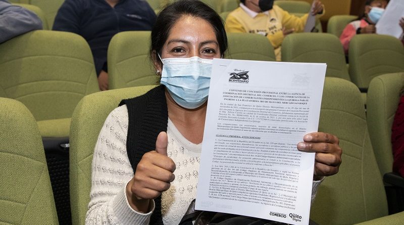 Firma de convenio comerciantes autónomos