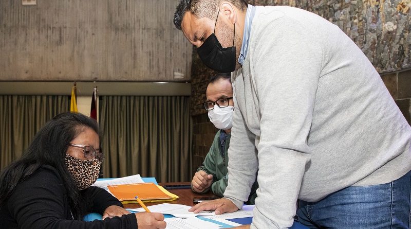 Firma de convenio comerciantes autónomos