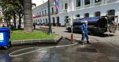 Trabajo integral Emaseo EP en fiestas de Quito