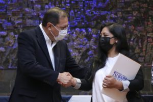 13 entrega de escrituras Calderón