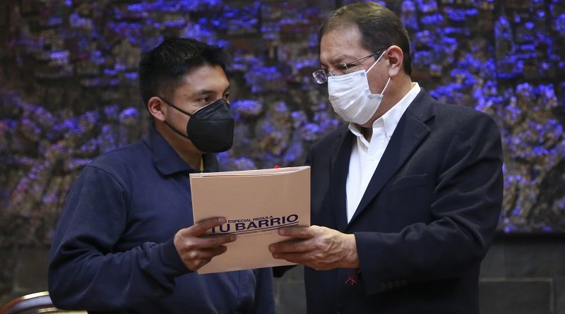 13 entrega de escrituras Calderón