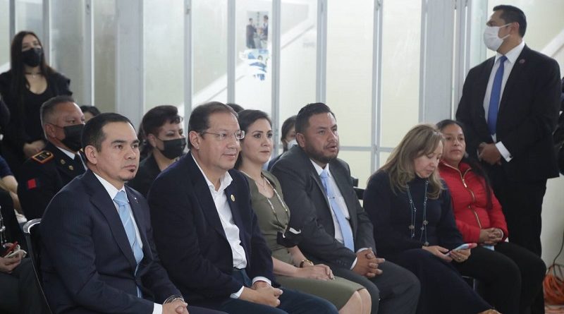 Entrega primer Centro Integral de Defensoría Pública del DMQ