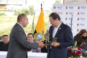 83 líderes de Chillogallo reciben reconocimiento