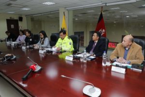 Rueda de prensa feriado Bicentenario