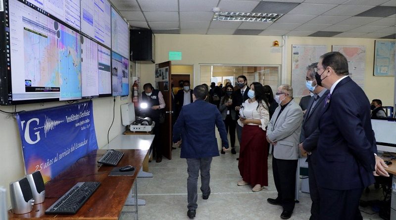 Visita alcalde IGEPN