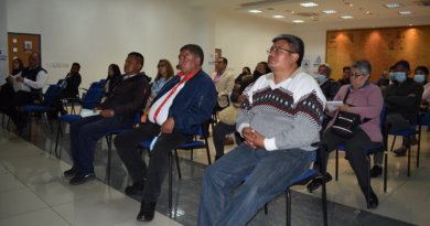 Lideres barriales participan en taller de ética y valores