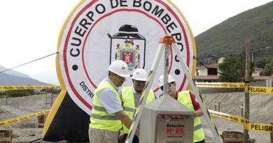 Primera piedra estación de bomberos Perucho