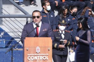 Entrega vehículos e indumentaria AMC
