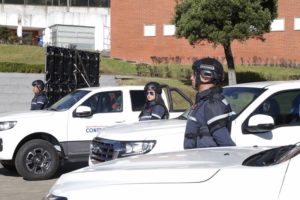 Entrega vehículos e indumentaria AMC