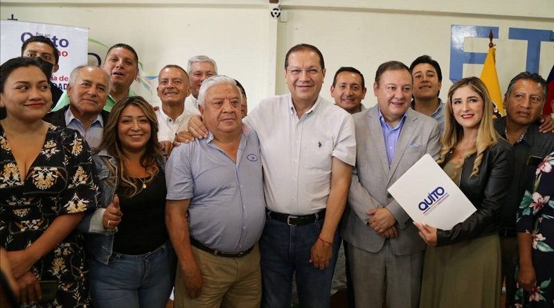 Firma de convenio Municipio y Ministerio del Interior