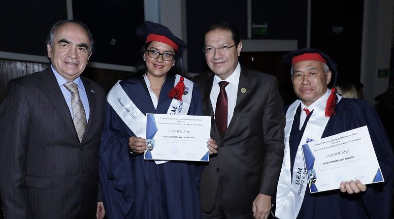 121 bachilleres Humberto Mata Martínez