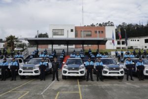 Entrega vehículos CACM y Secretaría de Seguridad