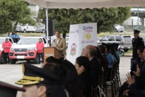 Entrega vehículos CACM y Secretaría de Seguridad