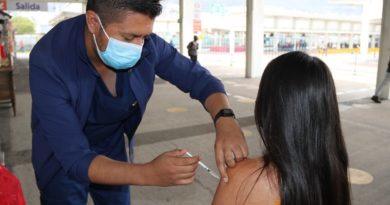 Punto de vacunación permanente en estación Metro El Labrador