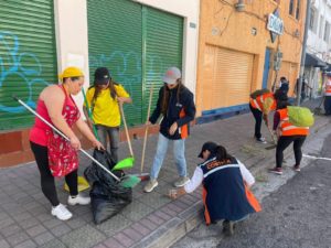 Trabajo Comunitario: una nueva alternativa para el pago de multas para comerciantes en Quito