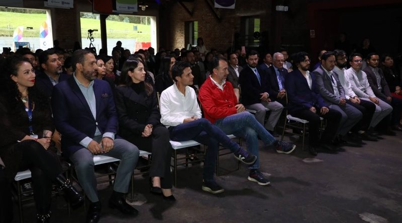 Alcalde Pabel Muñóz premiación FonQuito 2023