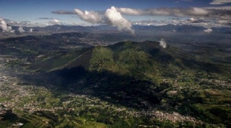 Municipio realizará controles a construcciones en la zona del volcán Ilaló