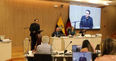 Concejo Metropolitano trató en primer debate una ordenanza para prevenir la deserción escolar