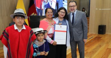 Concejo Metropolitano reconoció el trabajo de la Unidad Educativa “Tránsito Amaguaña