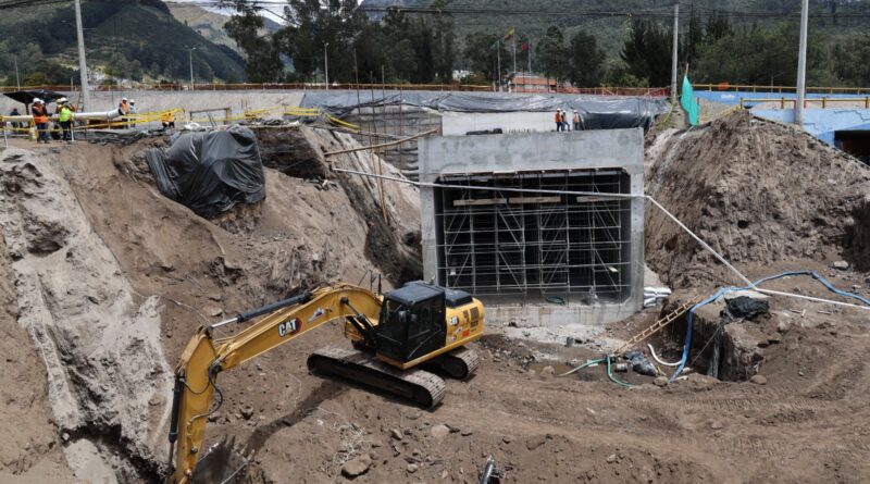 Intercambiador Mariana de Jesús avanza con la construcción de 14 muros de soporte vial