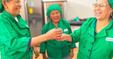 Adultos mayores rescatan las recetas que cuentan la historia de Quito Adultos mayores rescatan las recetas que cuentan la historia de Quito